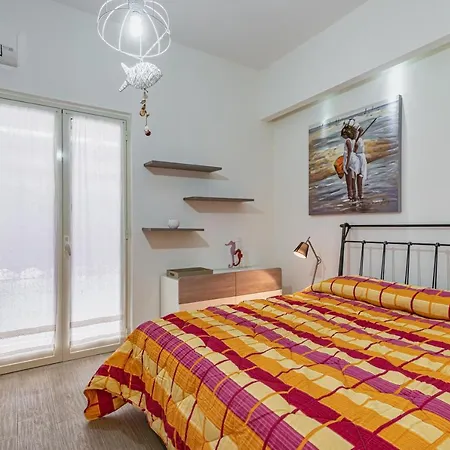 Appartement Naxos Bay Flat With Terrace 50 Meters From The Sea Giardini-Naxos