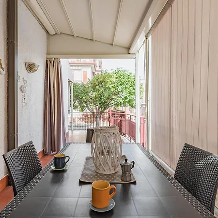 Apartament Naxos Bay Flat With Terrace 50 Meters From The Sea *
